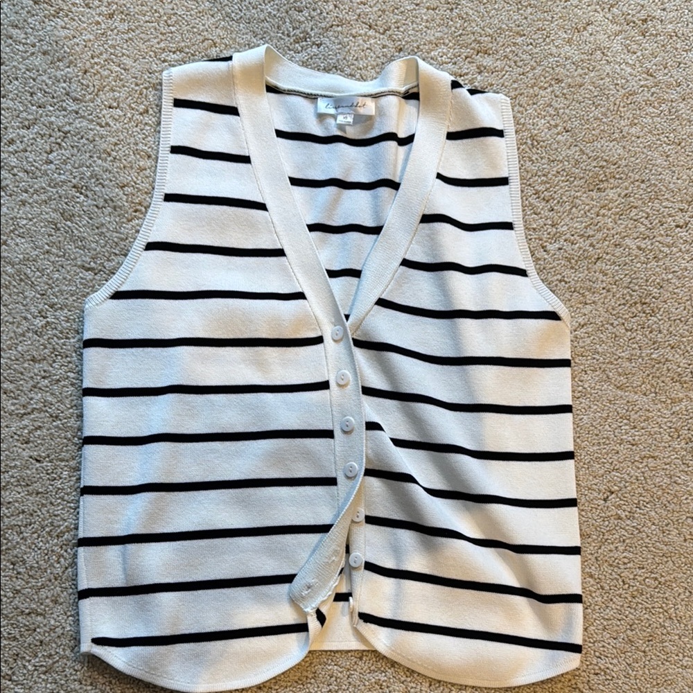 Line and Dot Button-Up Vest